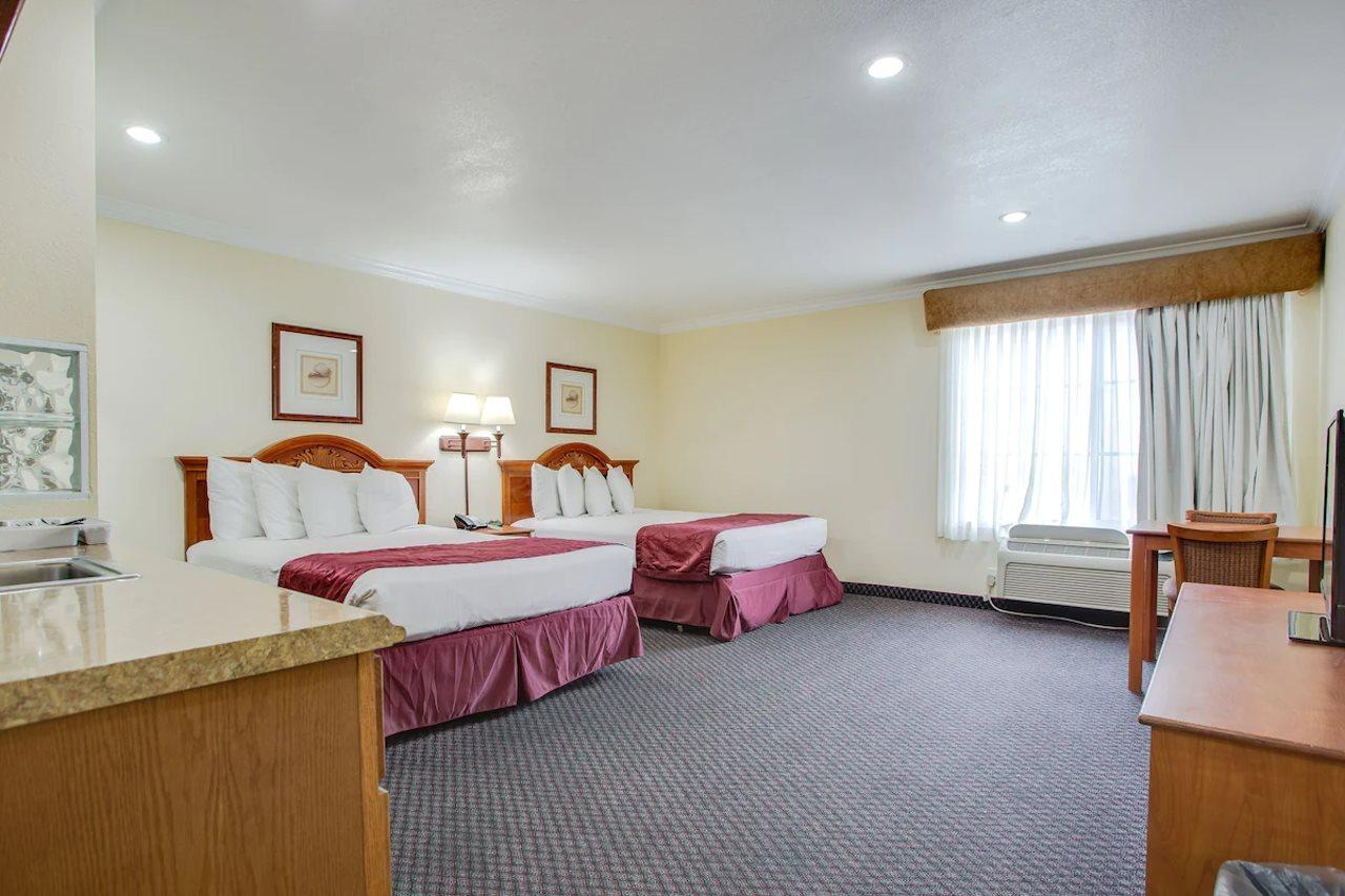 Best Inn & Suites Buena Park Buitenkant foto