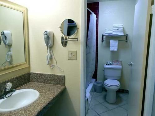 Best Inn & Suites Buena Park Buitenkant foto