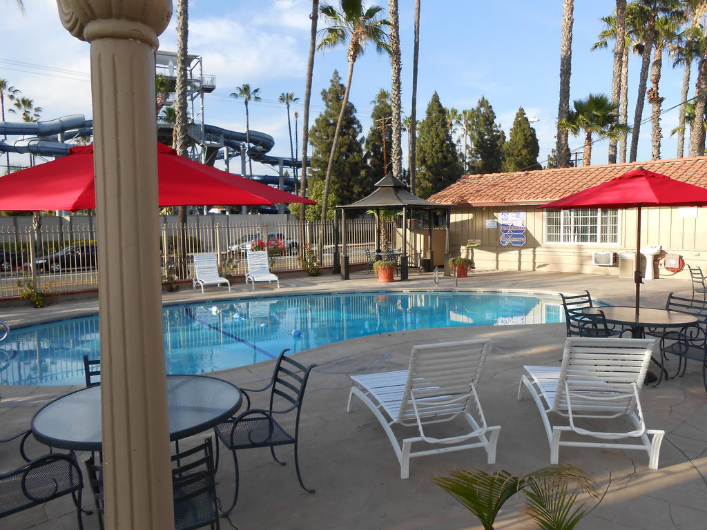 Best Inn & Suites Buena Park Buitenkant foto