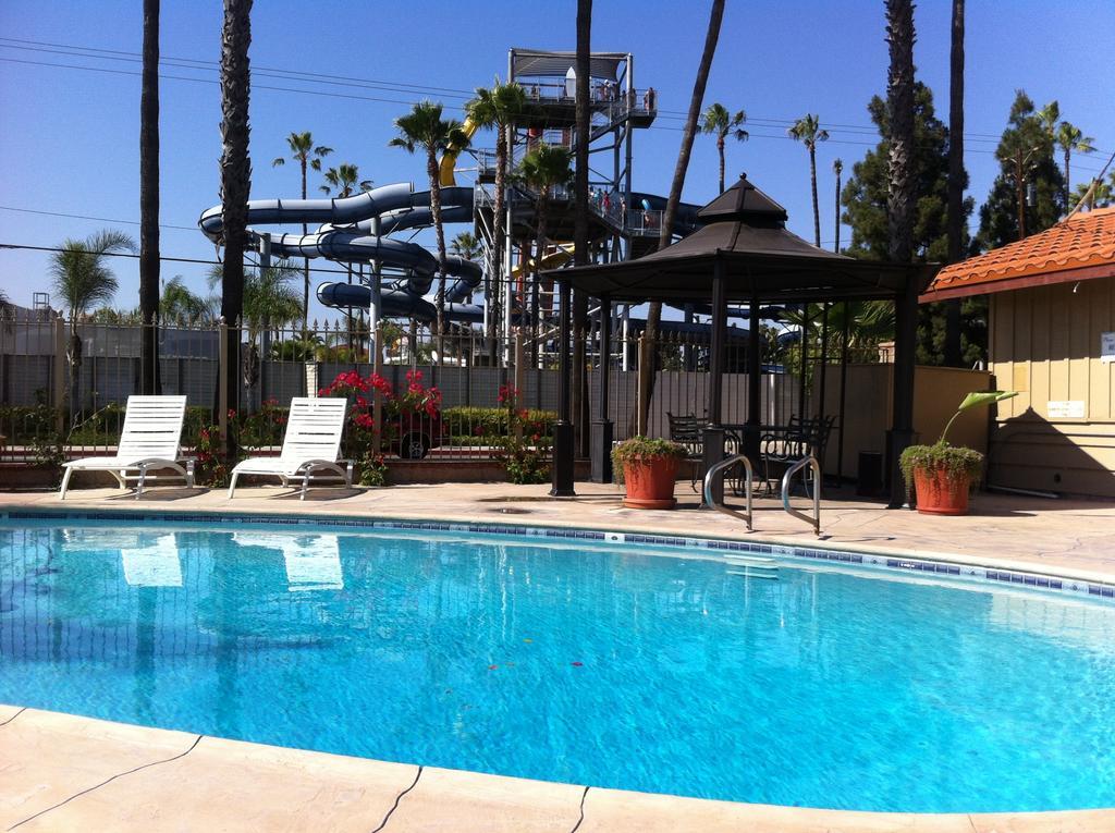 Best Inn & Suites Buena Park Buitenkant foto